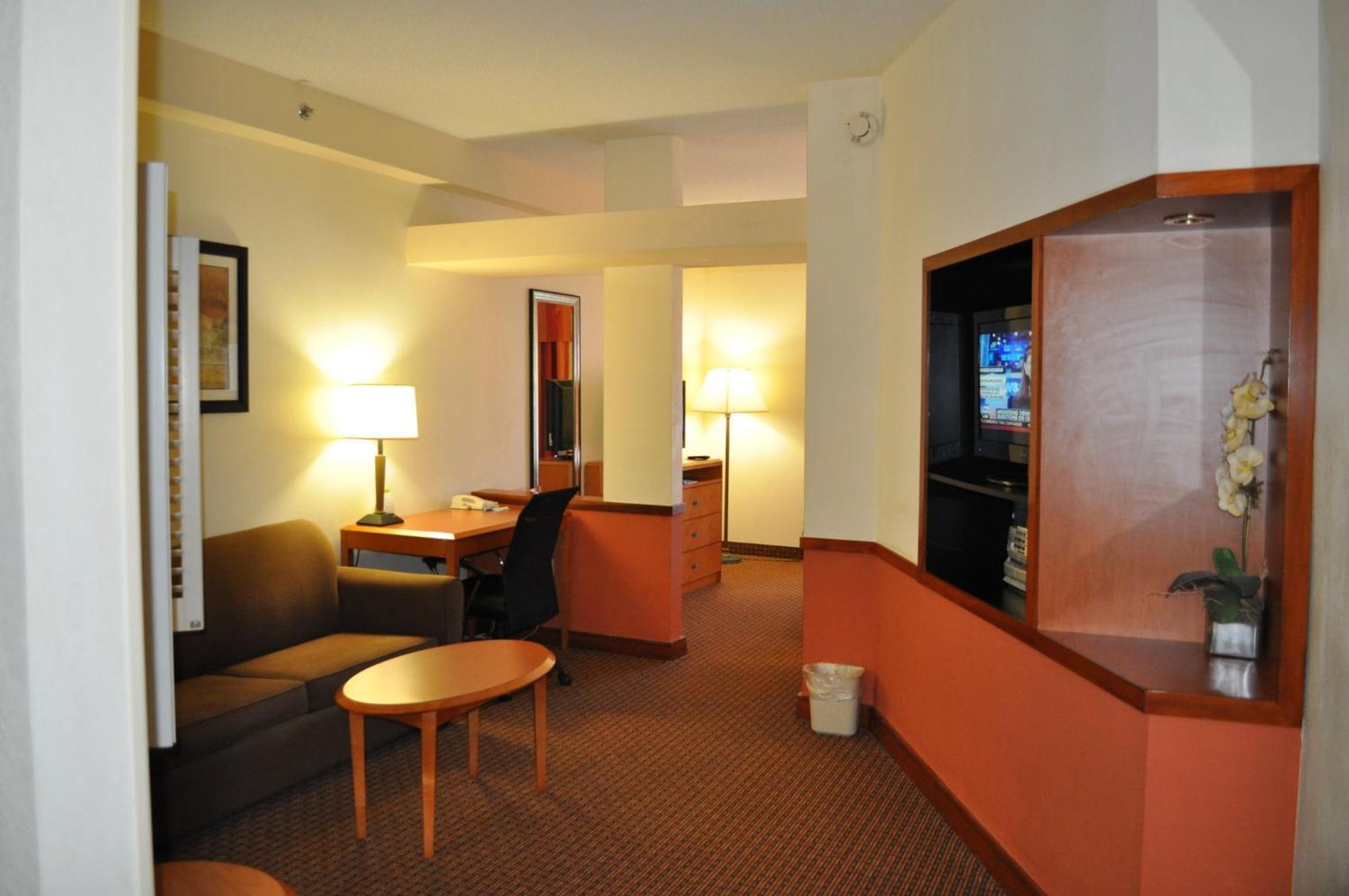 Holiday Inn Express Williamston By Ihg Exteriér fotografie